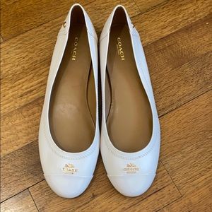 NWOT LIGHT PINK COACH FLATS